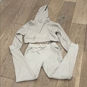 ALO Yoga Oatmeal Sweatpants and Hoodie Set